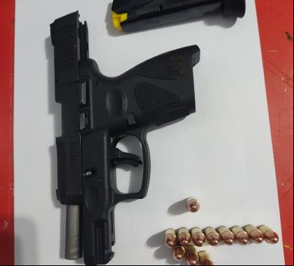 Arma de fogo é apreendida com condutor embriagado em Bonito
